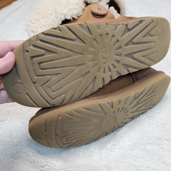 Ugg Tan Chestnut Sheepskin Bailey Boho Button Triplet Tall Boot High Boot SZ 8 - Picture 6 of 16
